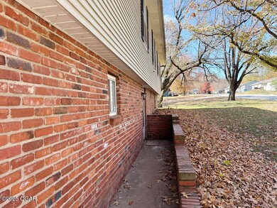 108 York St, Carl Junction, MO 64834 - photo 4