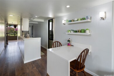 Dowsett Point unit M1, Honolulu, HI 96813 - photo 6