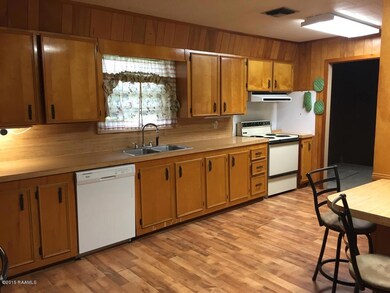 1251 W Maple Ave, Eunice, LA 70535 - photo 6