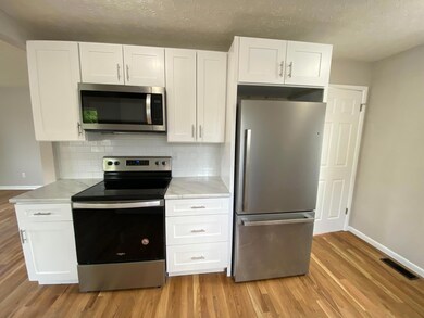 672 Scriven Ave, Columbus, OH 43228 - photo 5