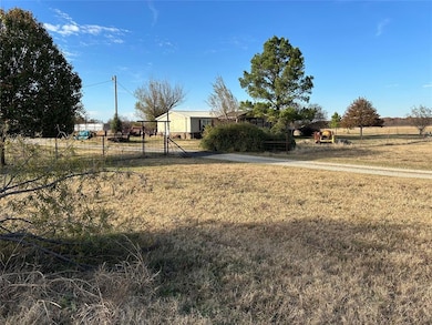 118029 N 3870 Rd, Dustin, OK 74839 - photo 6