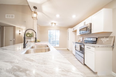 10333 W Highwood Ln unit 42, Sun City, AZ 85373 - photo 7