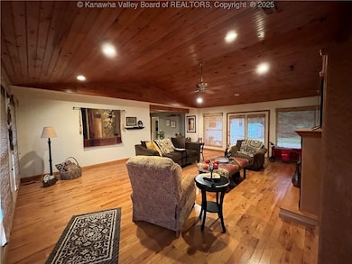 80 Flint Ln, Racine, WV 25165 - photo 5