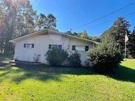 251586571_561866808437375_30579951846508