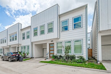 9015 Lonestar Creekbend Ln, Houston, TX 77080 - photo 6