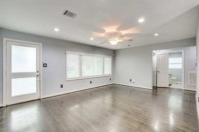 918 Algregg St, Houston, TX 77009 - photo 3