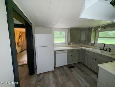 2750 Happy Hollow Rd, Sevierville, TN 37862 - photo 7