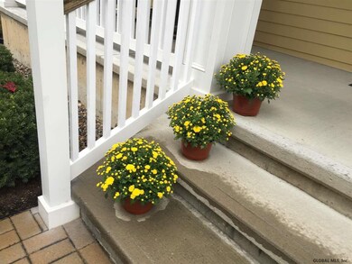 8 Taylor St, Saratoga Springs, NY 12866 - photo 2