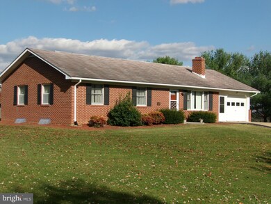 610 Foltz Rd, Edinburg, VA 22824 - photo 6