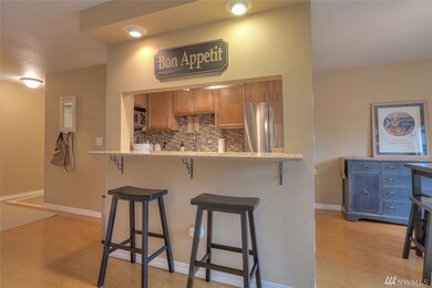 20324 Bothell Everett Hwy unit F102, Bothell, WA 98012 - photo 6