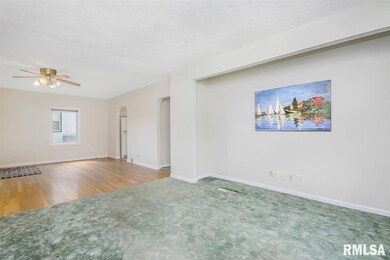 1306 W 38th St, Davenport, IA 52806 - photo 7