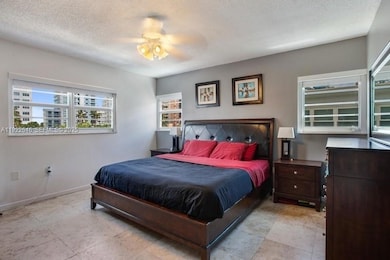 2455 Flamingo Dr unit 201, Miami Beach, FL 33140 - photo 5