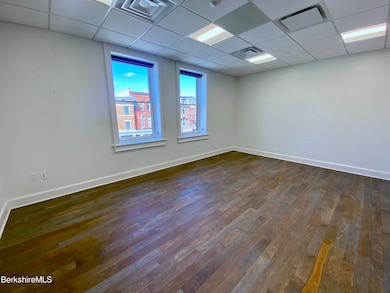 313 Main St, Great Barrington, MA 01230 - photo 3