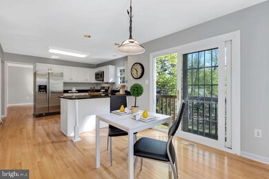 205 Edenberry Ct, Sterling, VA 20164 - photo 7