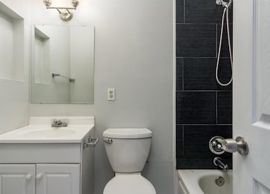 126 Flamingo Dr, Oceanside, CA 92054 - photo 4