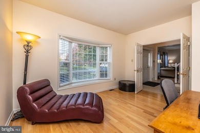 120 Statesman Rd, Chalfont, PA 18914 - photo 6