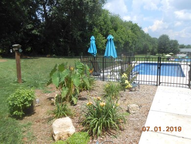 125 Stephens Ln, Shelbyville, TN 37160 - photo 5