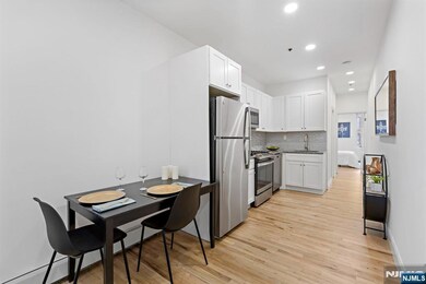 110 Washington St unit 8, Hoboken, NJ 07030 - photo 6