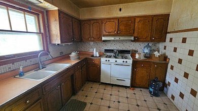 54 Hillcrest Ave, Fox Lake, IL 60020 - photo 3