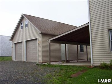 4601 Kings Hwy N, Emmaus, PA 18049 - photo 4