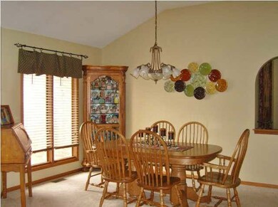 Nice size dining room can be expanded into the LR 