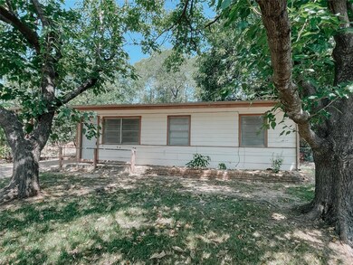 405 Knob Cir, Denison, TX 75021 - photo 2