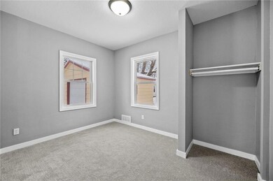 215 E 23rd St, Des Moines, IA 50317 - photo 5