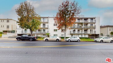 1515 S Beverly Dr unit 309, Los Angeles, CA 90035 - photo 2