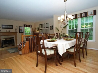 6223 Stratford Ct, Elkridge, MD 21075 - photo 2