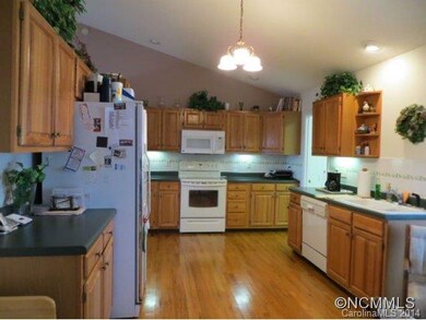 Spacious Kitchen