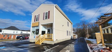 2 Railroad Ave unit 21, Merrimack, NH 03054 - photo 3