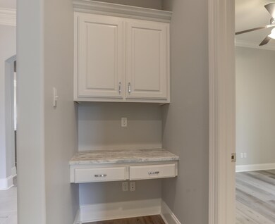 202 Santander Dr, Youngsville, LA 70592 - photo 5