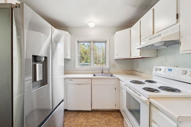 58 Branch Turnpike unit 48, Concord, NH 03301 - photo 4