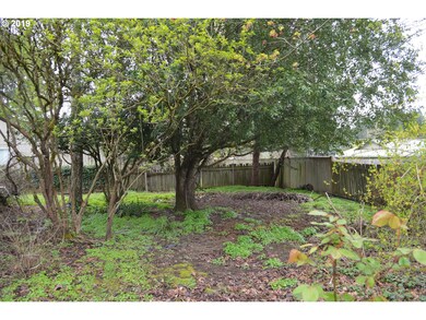 611 6th St, Lafayette, OR 97127 - photo 6