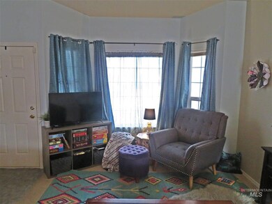 1417 W Hasket Ct, Nampa, ID 83686 - photo 3