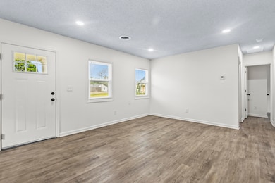 3043 Terry Dr, North Charleston, SC 29405 - photo 4