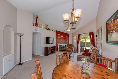 5146 Mercury Pic- Dining to Living Rm