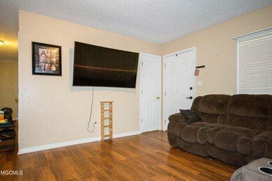 9741 Donchester Cir, Moss Point, MS 39562 - photo 5