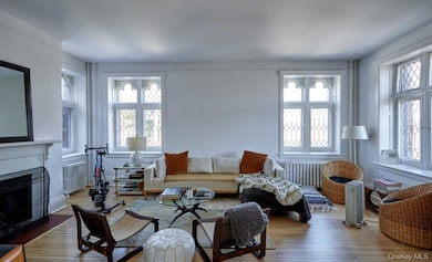 61 Crows Nest Rd unit 5, Tuxedo Park, NY 10987 - photo 2