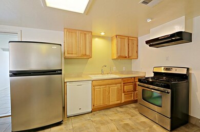 Kitchen 2