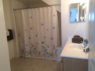 4007 Venetian Bay Dr unit 108, Kissimmee, FL 34741 - photo 6