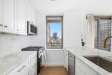 The Strand unit 37A, New York, NY 10036 - photo 6