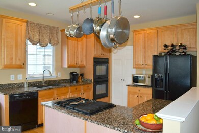 25476 Crossfield Dr, Chantilly, VA 20152 - photo 7