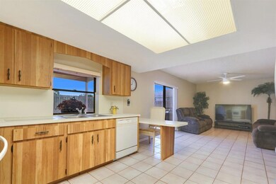 Entry way/ Living Room