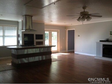 120 Selby Dr, Marshall, NC 28753 - photo 7