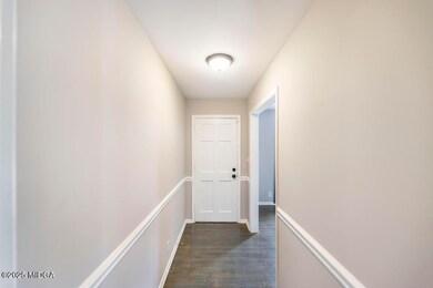 3216 Willowdale Dr 7