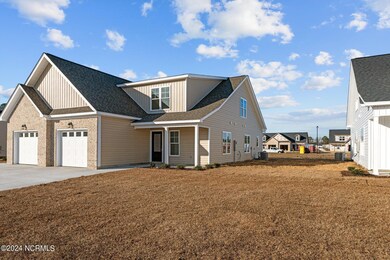 828 Sarah Rebecca Dr, Greenville, NC 27834 - photo 4