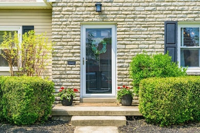 1767 Elmwood Ave, Columbus, OH 43212 - photo 2