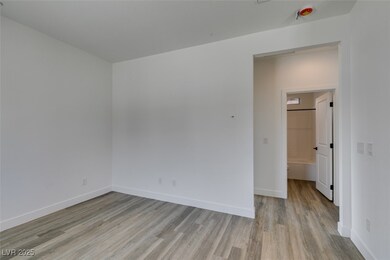 367 N 16th St unit 1, Las Vegas, NV 89101 - photo 3