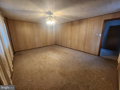 501 Juniper St, Quakertown, PA 18951 - photo 3